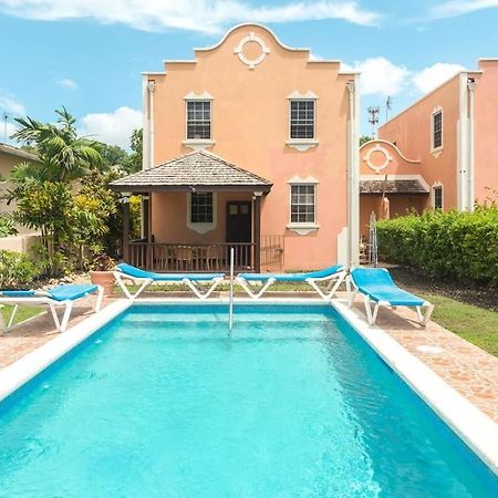 2-Story Townhome With Private Pool, Ideal For Group! Christ Church Buitenkant foto