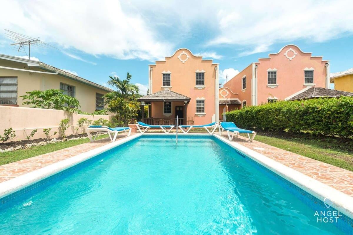 2-Story Townhome With Private Pool, Ideal For Group! Christ Church Buitenkant foto