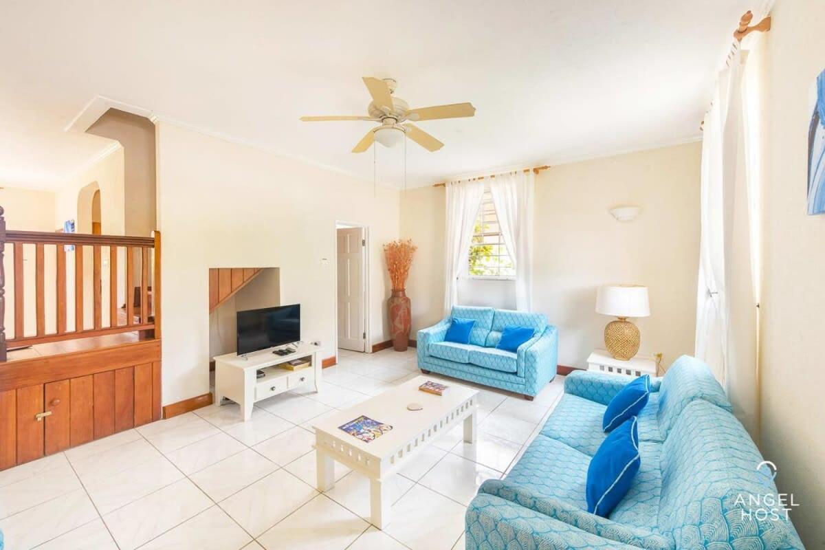 2-Story Townhome With Private Pool, Ideal For Group! Christ Church Buitenkant foto